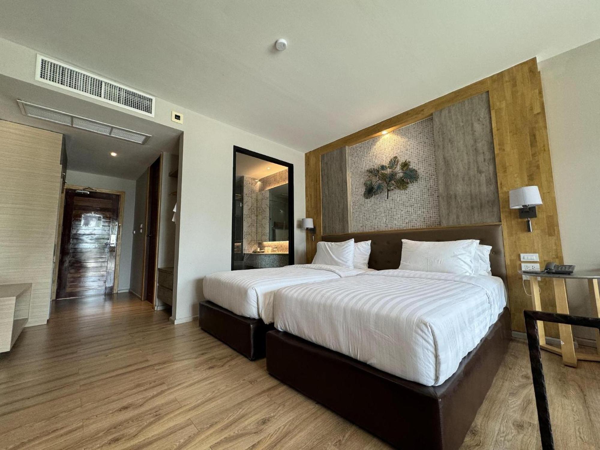 La Isla Pranburi Beach Resort Сам-Рой-Йот Экстерьер фото