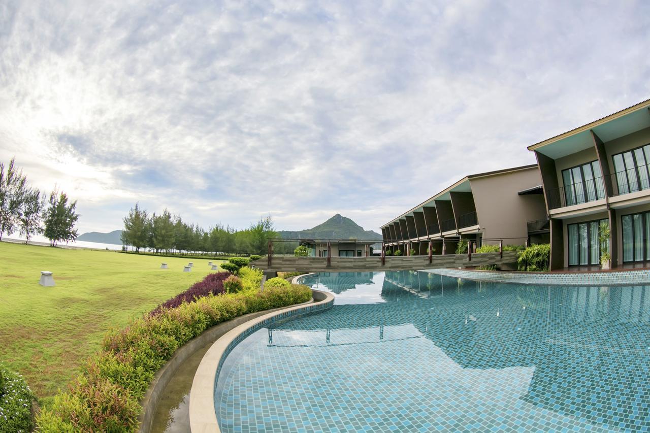 La Isla Pranburi Beach Resort Сам-Рой-Йот Экстерьер фото